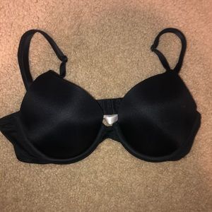 VICTORIAS SECRET PINK BRAND NEW BRA